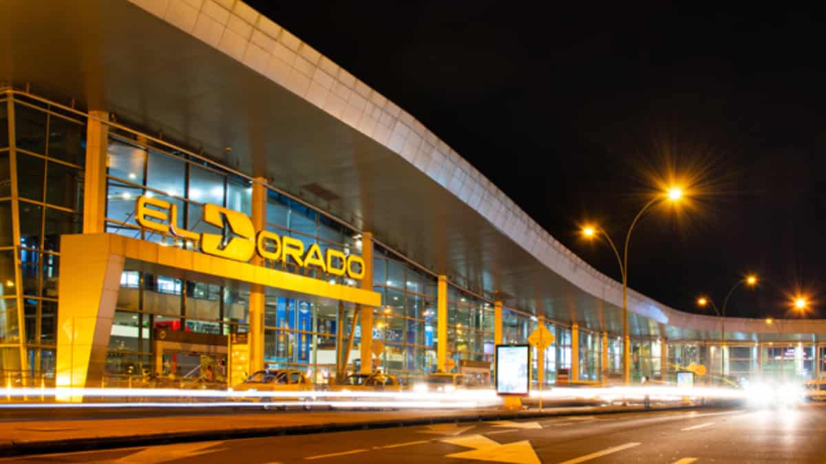 Problemas en el Aeropuerto El Dorado de Bogotá por lluvias podría